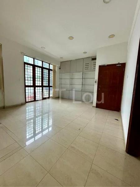 3 Bed Apartment (Condo) for Sale in  Race Course 138 - Image 4